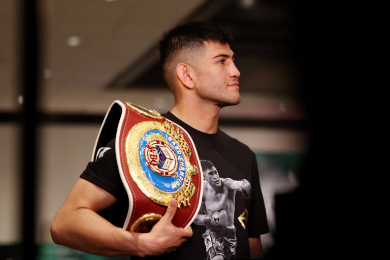 Alexis Rocha - Golden Boy Promotions